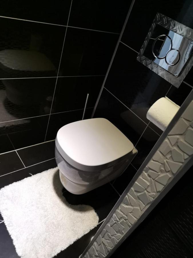 Vienna Luxus Appartment מראה חיצוני תמונה