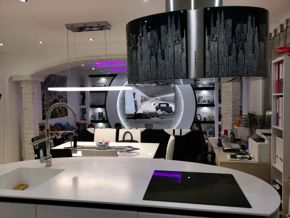 Vienna Luxus Appartment מראה חיצוני תמונה
